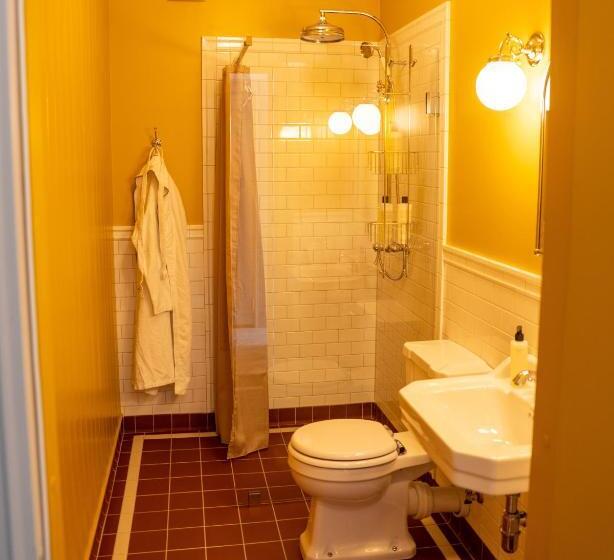 Пансион Ombergs Turisthotell