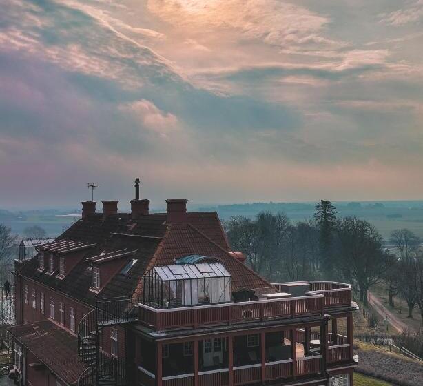 Пансион Ombergs Turisthotell