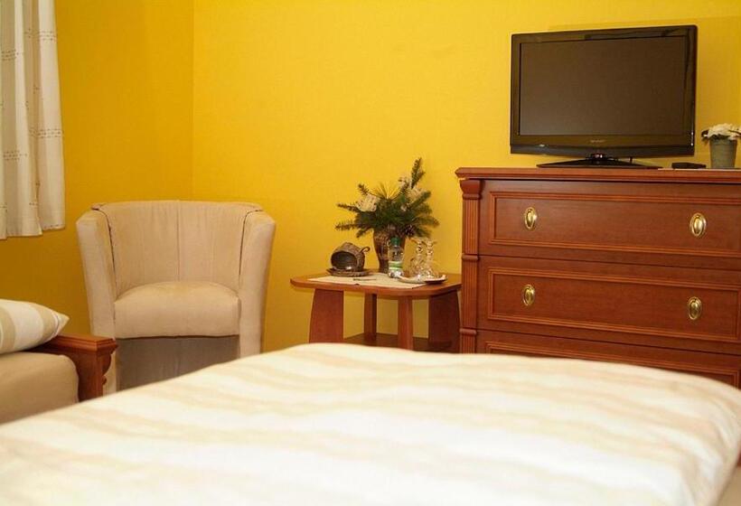 Пансион Penzion A Restaurace U Mámy