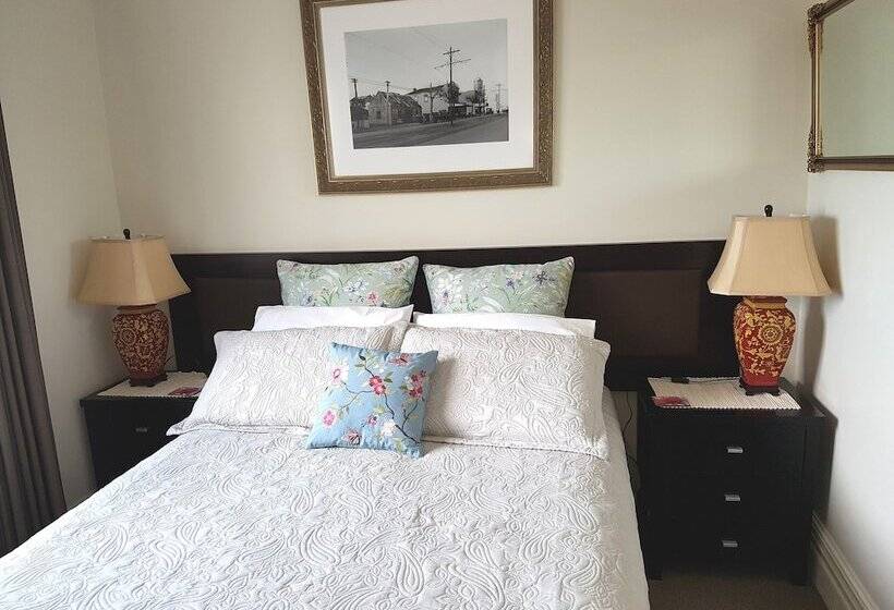 펜션 Ponsonby Manor