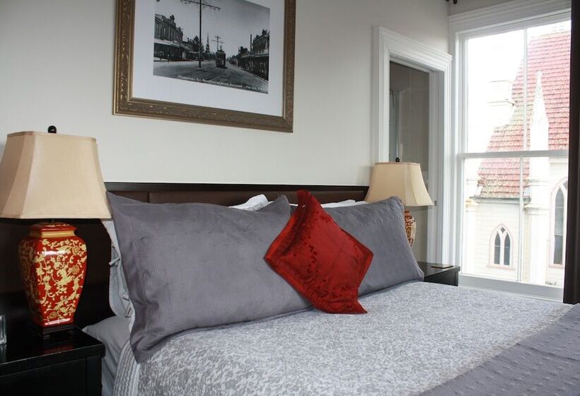 펜션 Ponsonby Manor