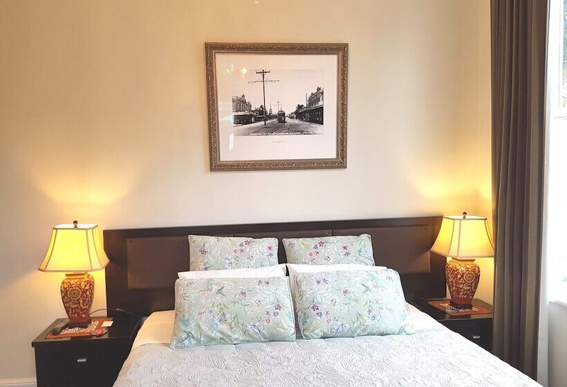 펜션 Ponsonby Manor