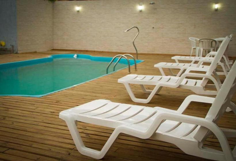 پانسیون Pousada Das Estrelas