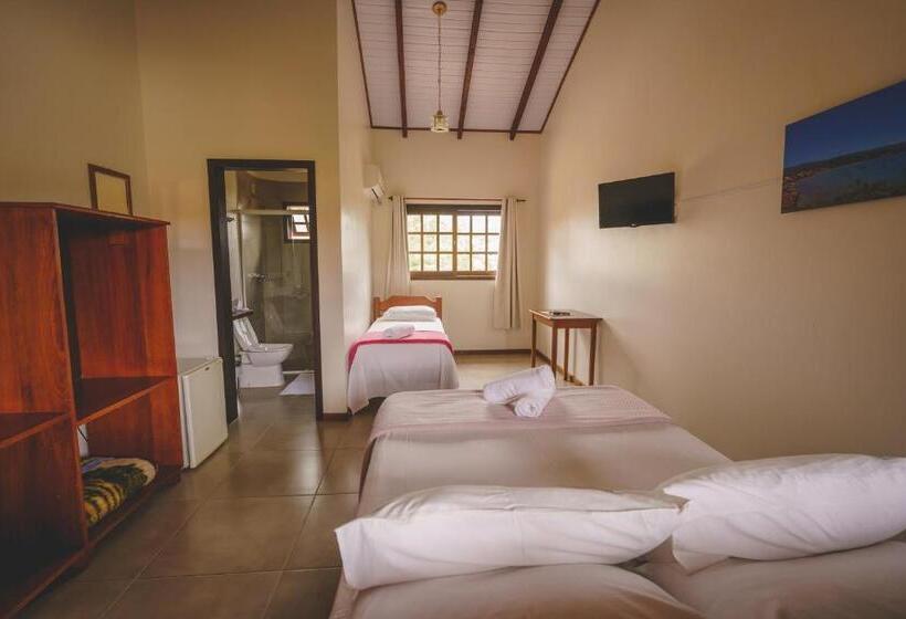 پانسیون Pousada Village Garopaba