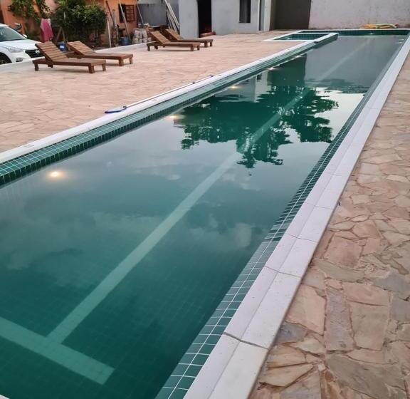 پانسیون Pousada Village Garopaba