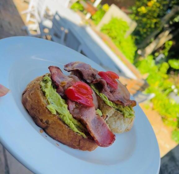 ペンション Sir Roys Guest House