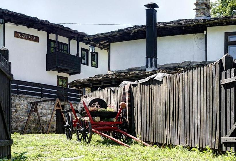 펜션 Strannopriemnitsa Guest House