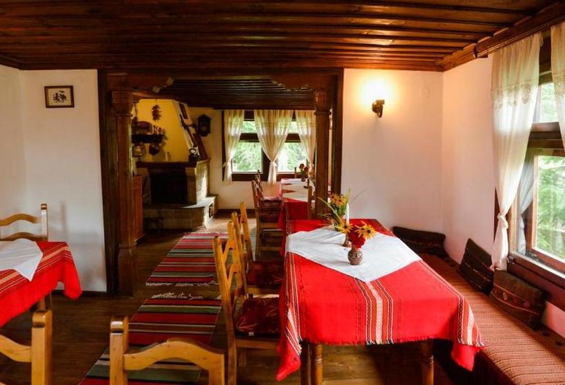 펜션 Strannopriemnitsa Guest House