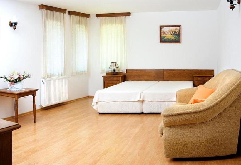 펜션 Strannopriemnitsa Guest House