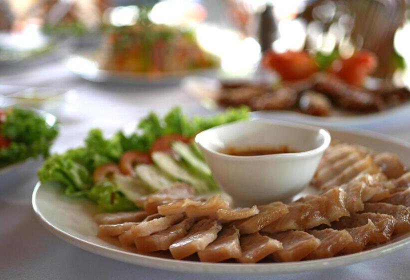 膳宿费 Sunset Lounge