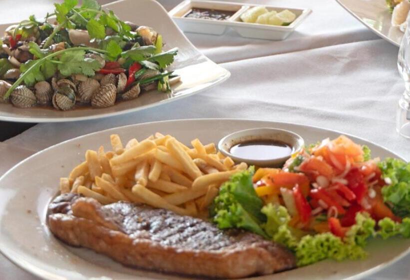 膳宿费 Sunset Lounge