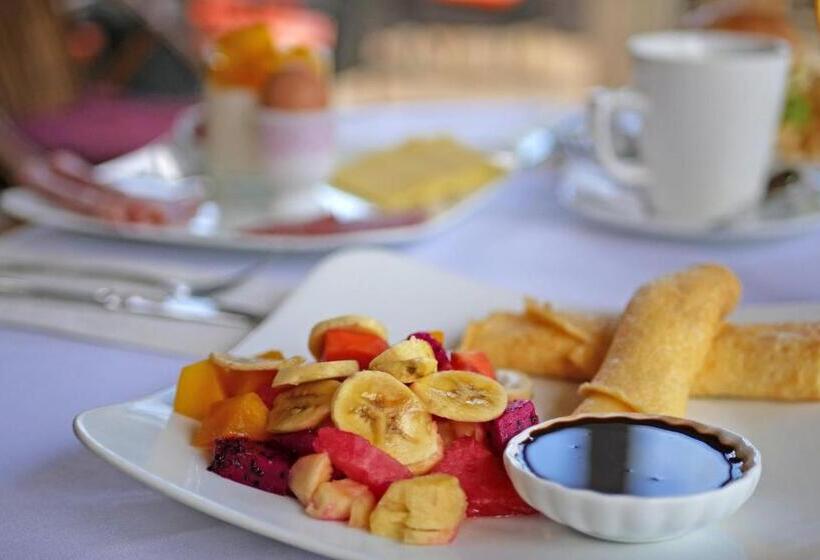 膳宿费 Sunset Lounge