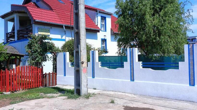 פנסיון Teo Guest Rooms