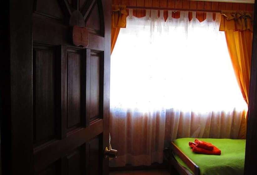 פנסיון Ventanas Del Lago