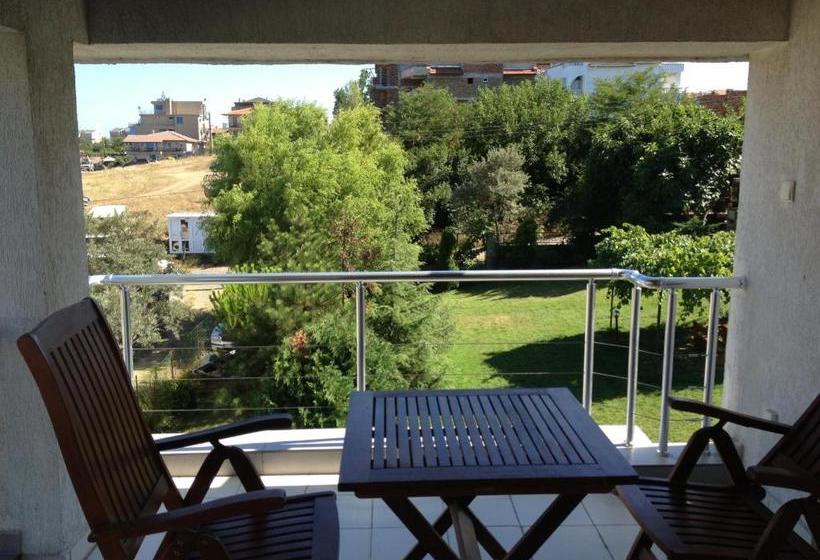 膳宿费 Villa California