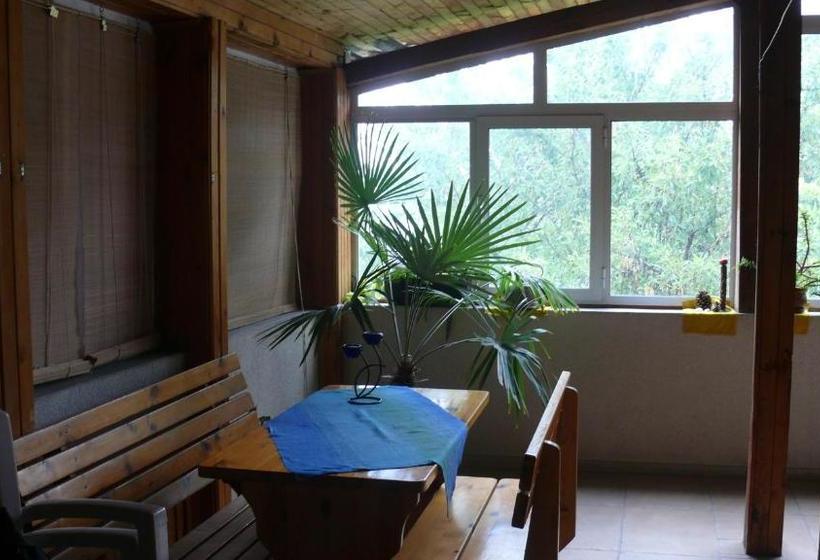 פנסיון Villa Climate Guest House