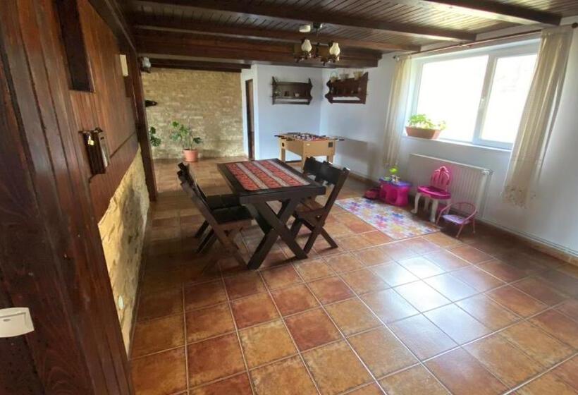 Pensiunea Cerbul Carpatin