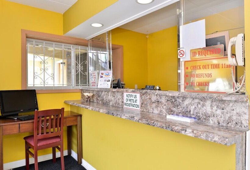 Общежитие American Inn Princeton