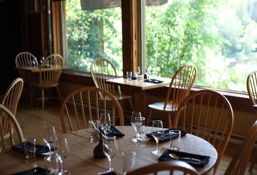 호스텔 Auberge Saint Mathieu