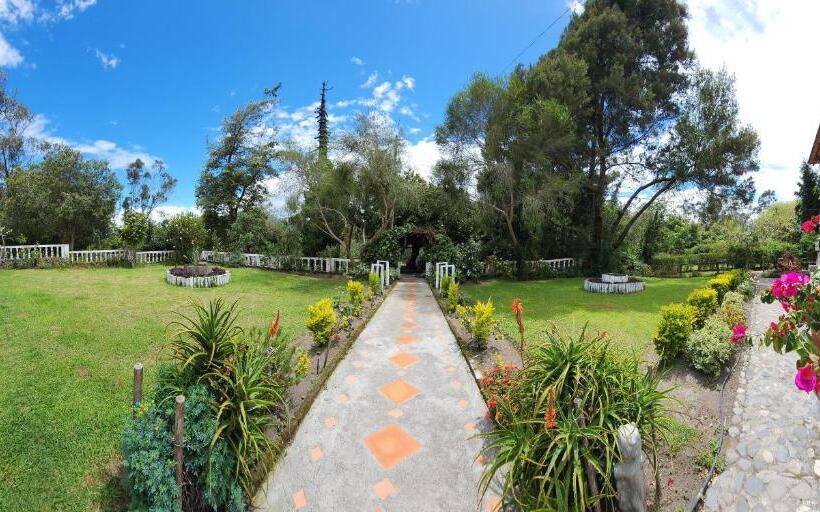 هاستل Hacienda San Isidro Trails & Experiences