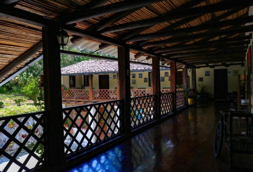 هاستل Hacienda San Isidro Trails & Experiences