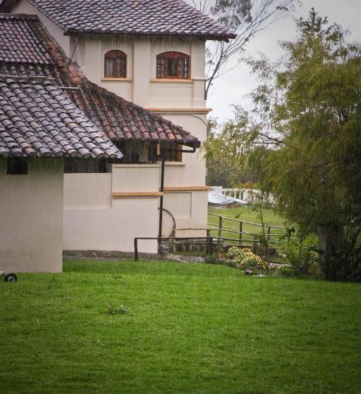 هاستل Hacienda San Isidro Trails & Experiences