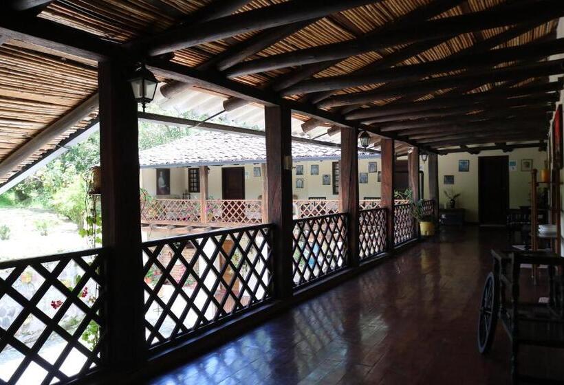 هاستل Hacienda San Isidro Trails & Experiences