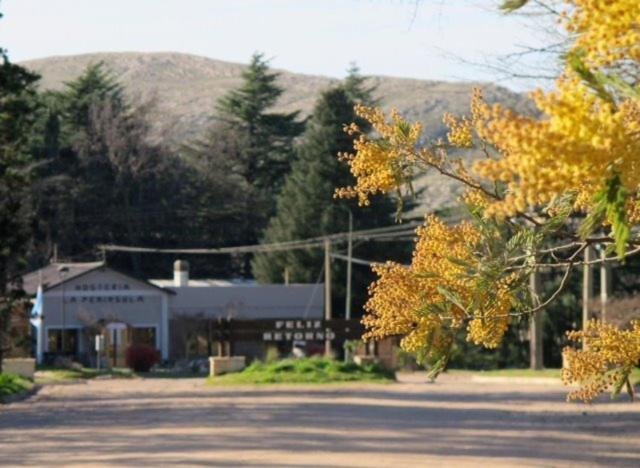 旅馆 Hostería La Península