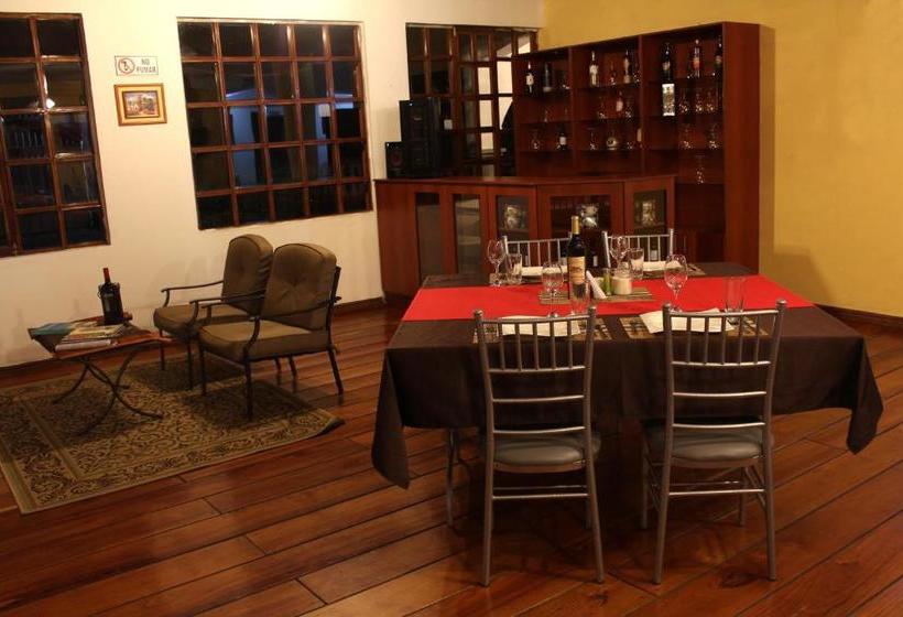 هاستل Hosteria San Carlos Tababela