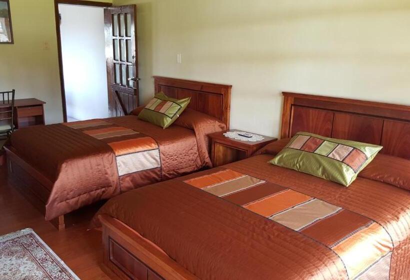 Общежитие Hosteria San Carlos Tababela