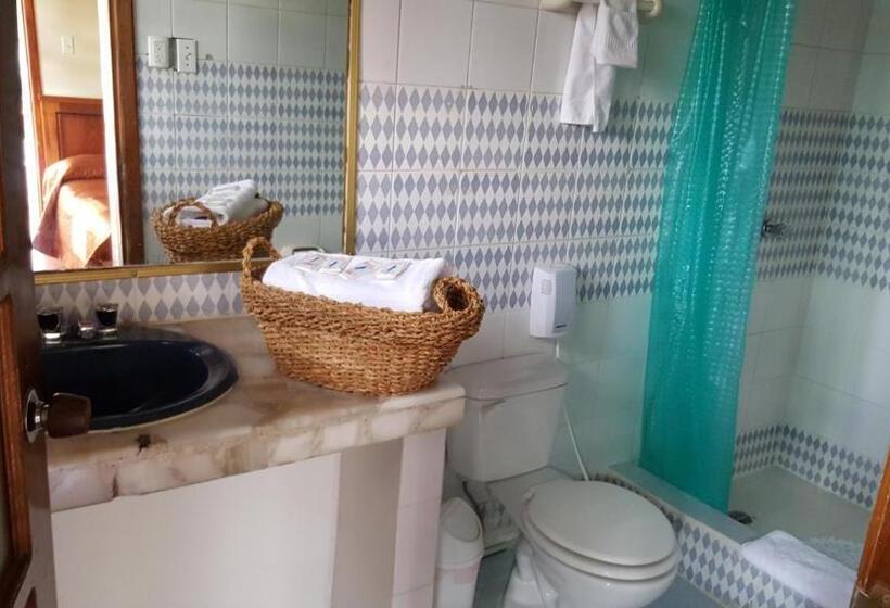 Общежитие Hosteria San Carlos Tababela