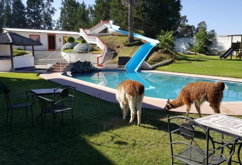 Общежитие Hosteria San Carlos Tababela