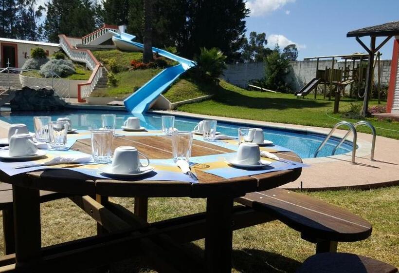 Общежитие Hosteria San Carlos Tababela