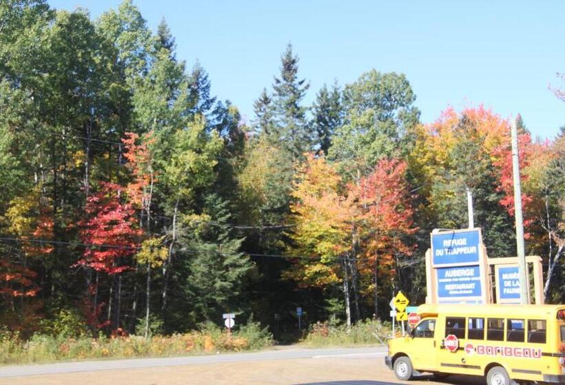 הוסטל L'auberge Refuge Du Trappeur