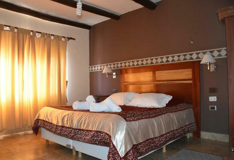 Общежитие Refugio Del Sol Hosteria