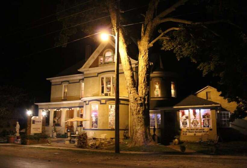 Общежитие Riverview Mansion