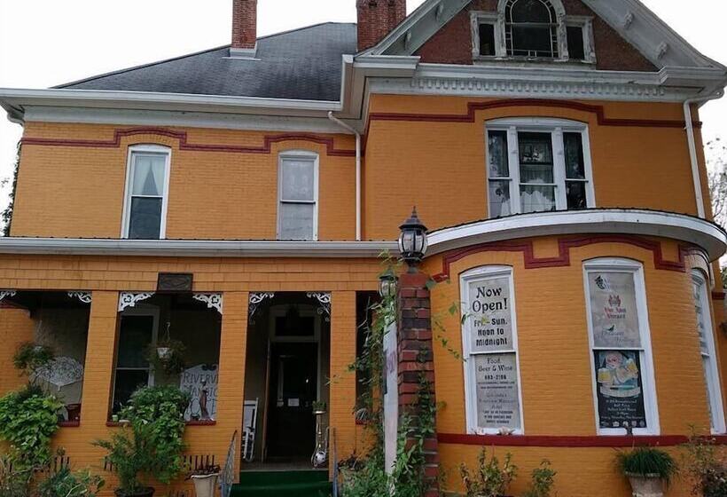 Общежитие Riverview Mansion