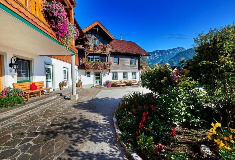 ホテル Linharterhof