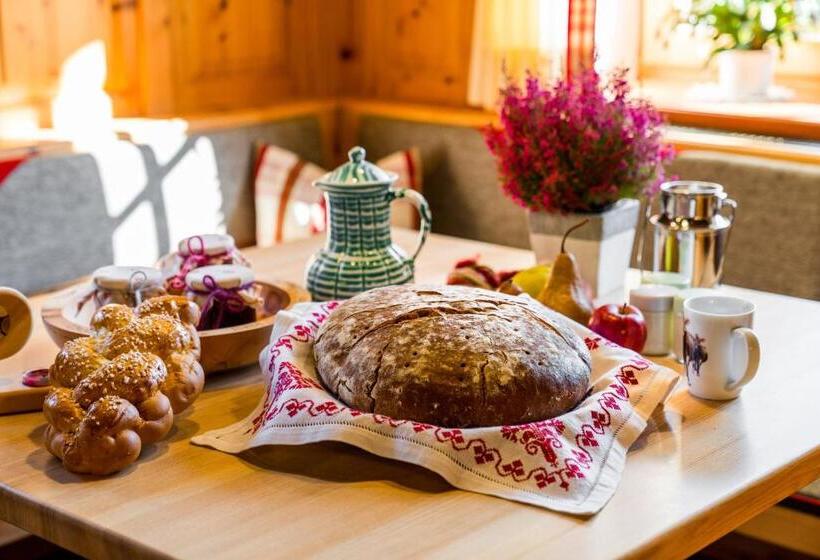 ホテル Linharterhof