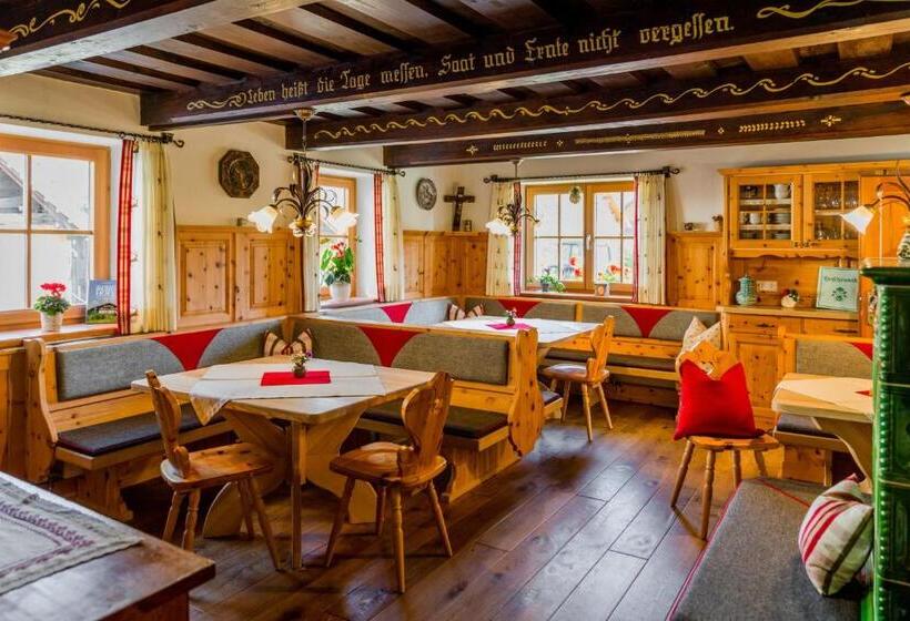 ホテル Linharterhof