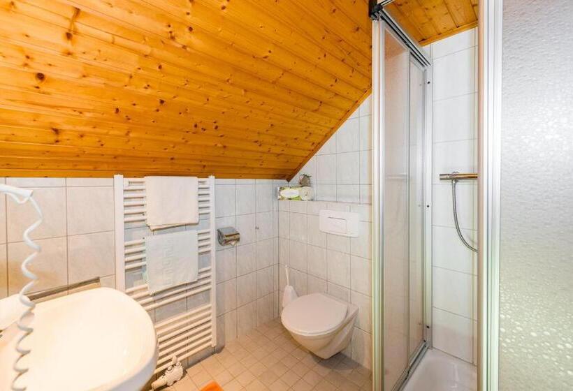 ホテル Linharterhof