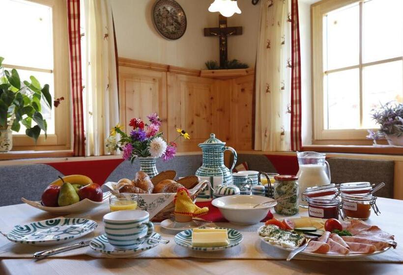 ホテル Linharterhof