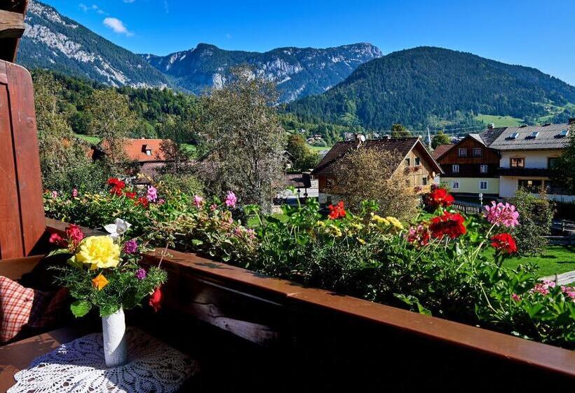 בית מלון כפרי Linharterhof