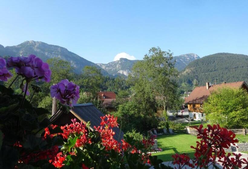 ホテル Linharterhof