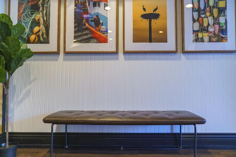 هتل The Steveston Cafe &