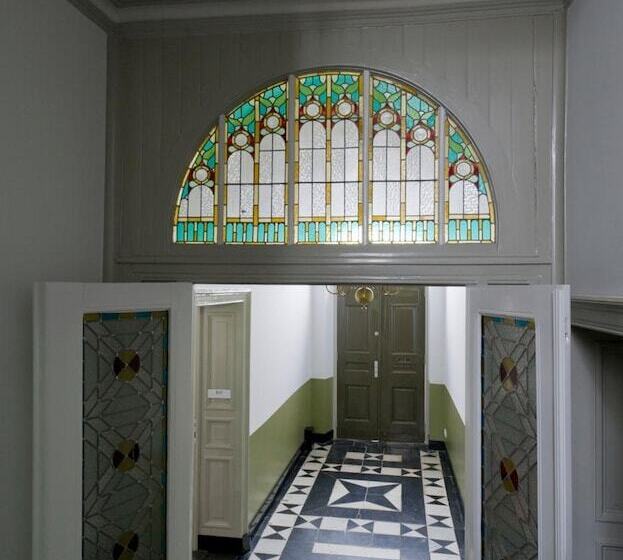 هتل Villa Valkenburg