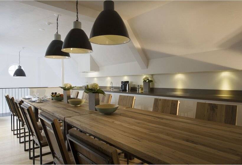 هتل Villa Valkenburg