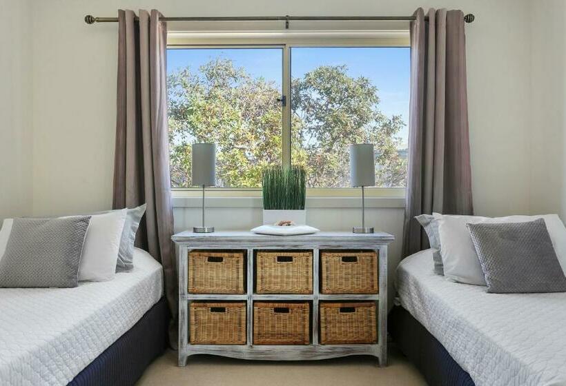 Lakeside Holiday Apartments Merimbula