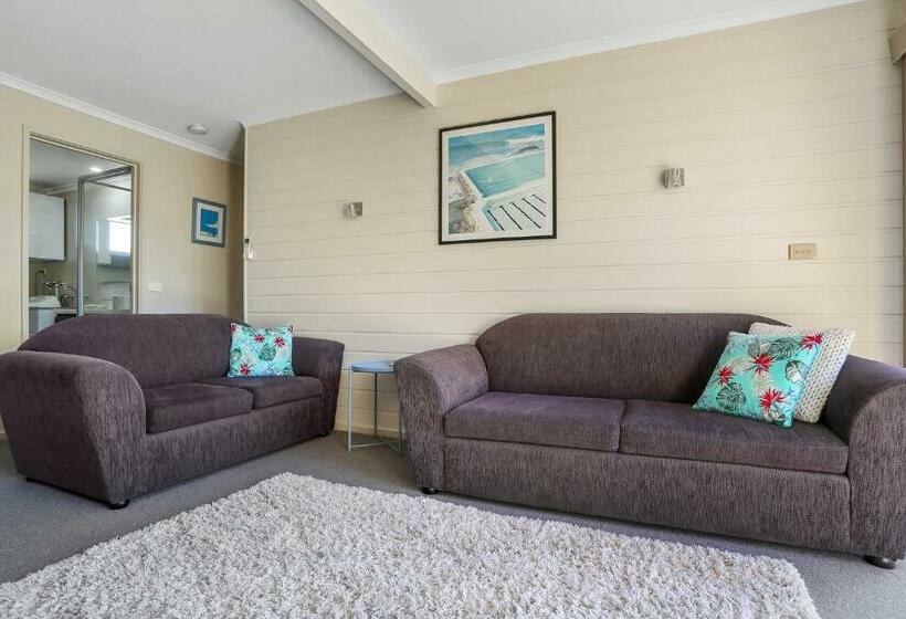 Lakeside Holiday Apartments Merimbula