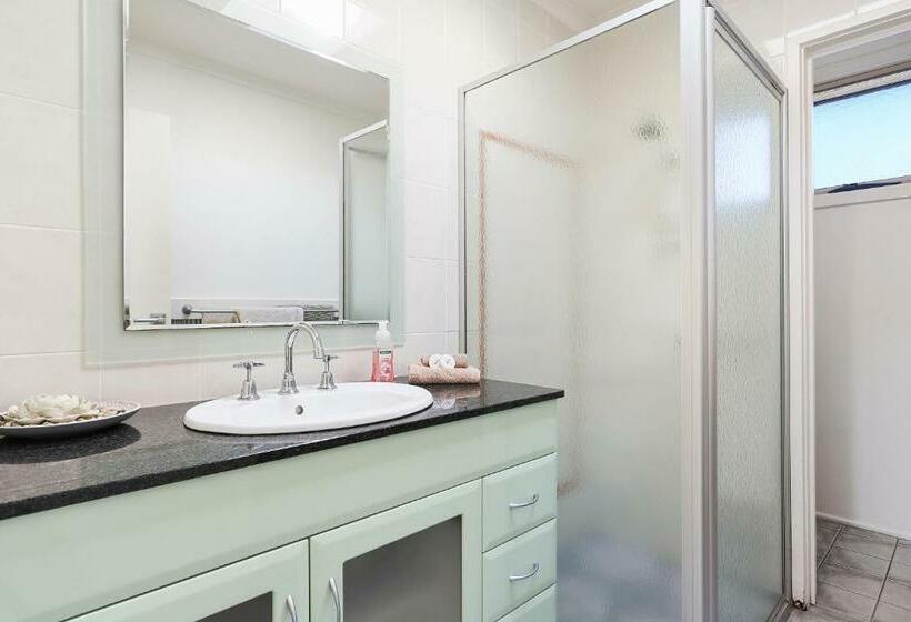 Lakeside Holiday Apartments Merimbula